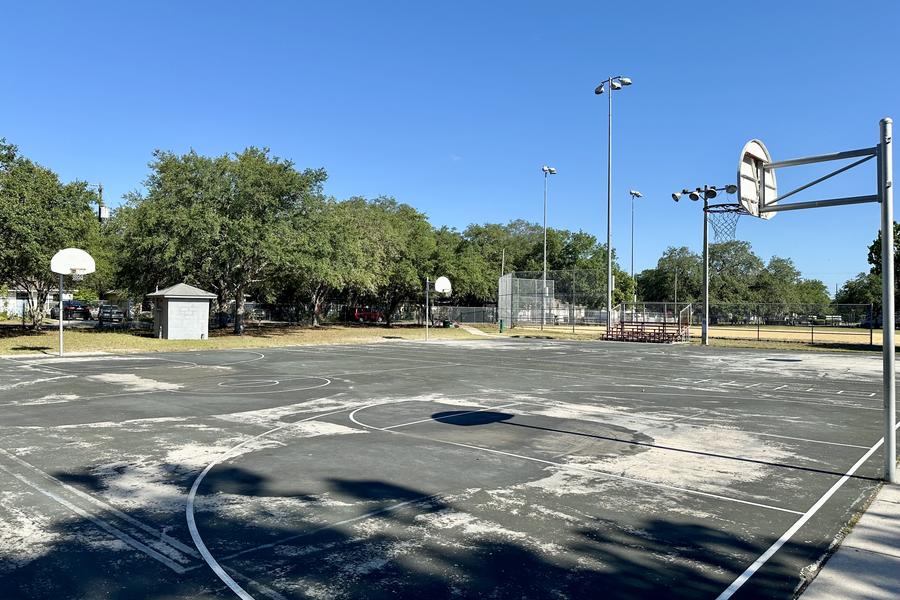Grant Park basketball courts